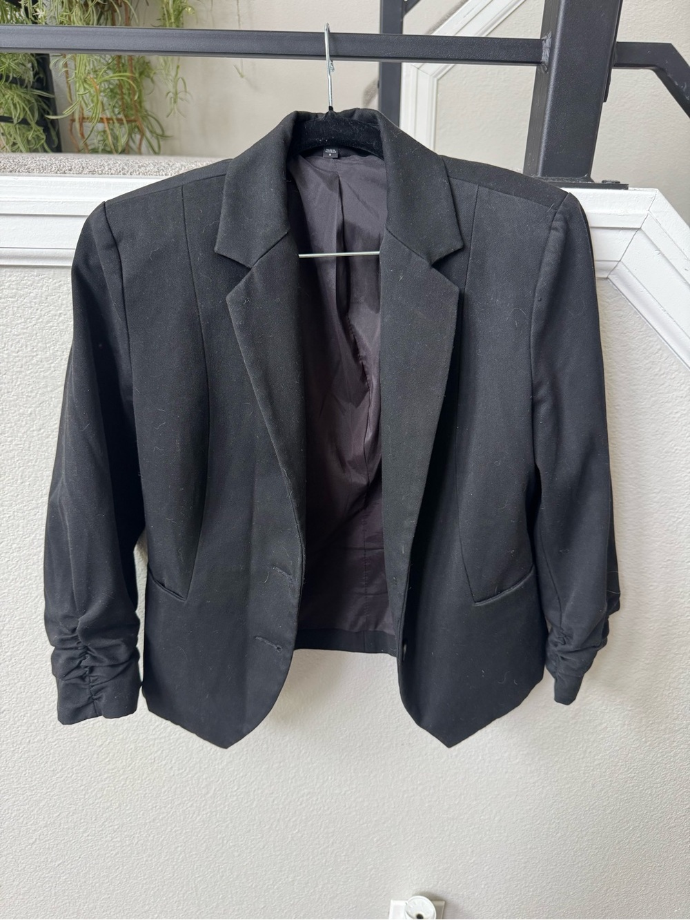 Express Black Women's Cropped Blazer